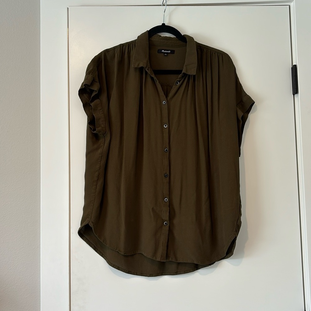 Madewell Olive Short-Sleeve Button Down Blouse